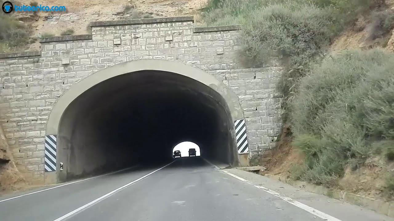 que luces hay que llevar en un túnel insuficientemente iluminado