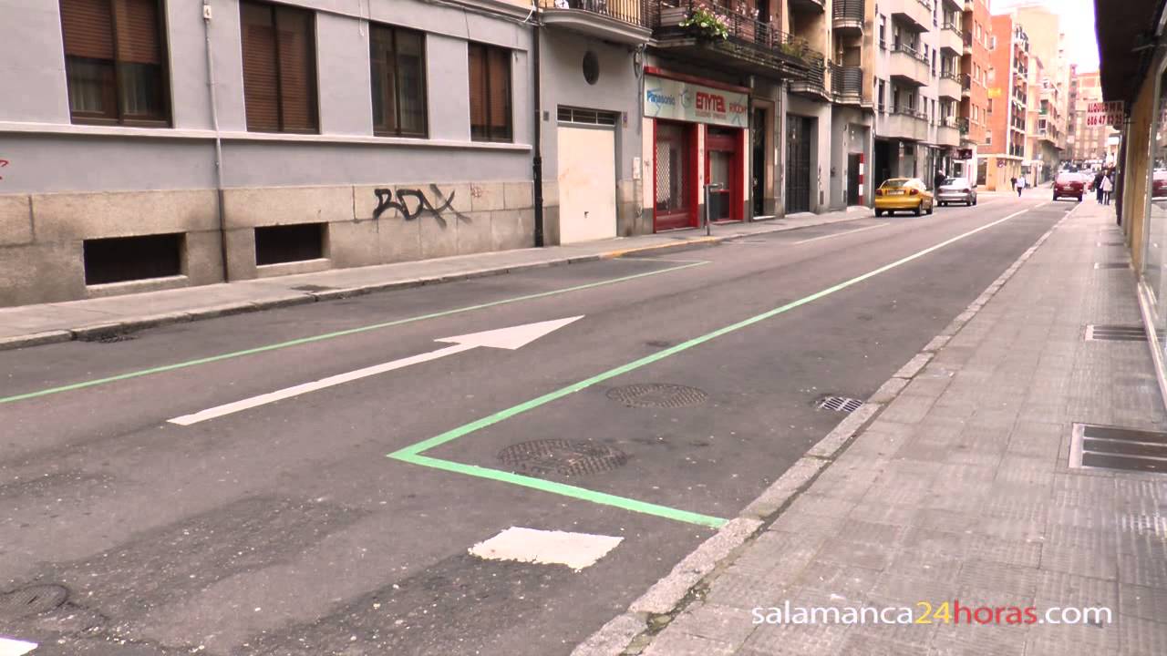 que significa la linea verde de aparcamiento
