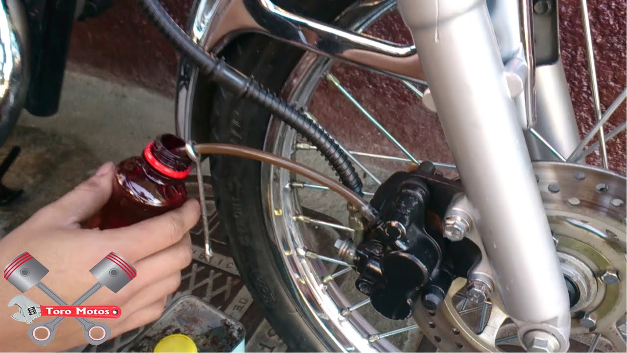 donde esta el freno delantero de una moto
