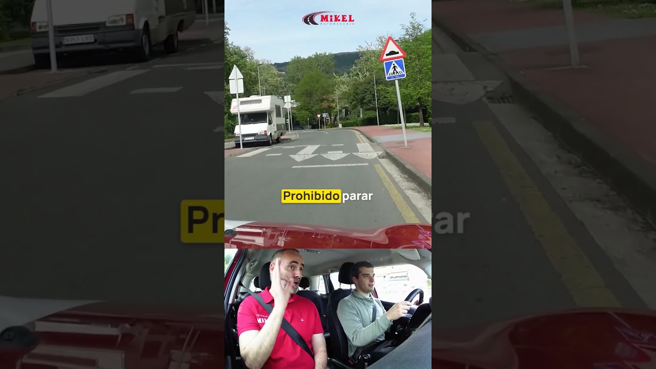 la marca vial amarilla discontinua qué prohíbe