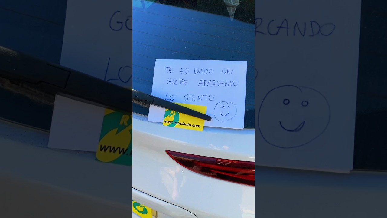 me han dado un golpe en el coche por detrás