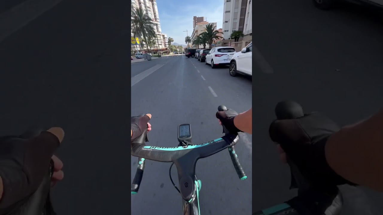 si el turismo quiere girar a la izquierda deberá...