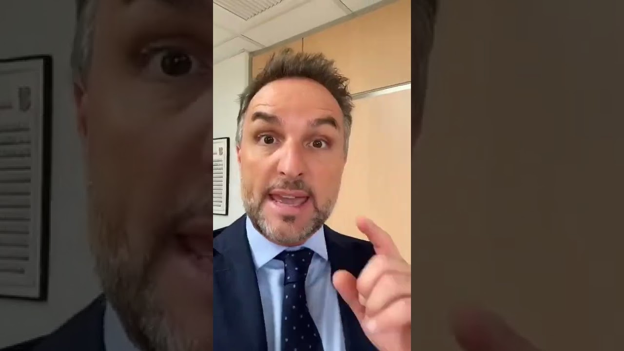 es obligatorio llevar carnet de conducir