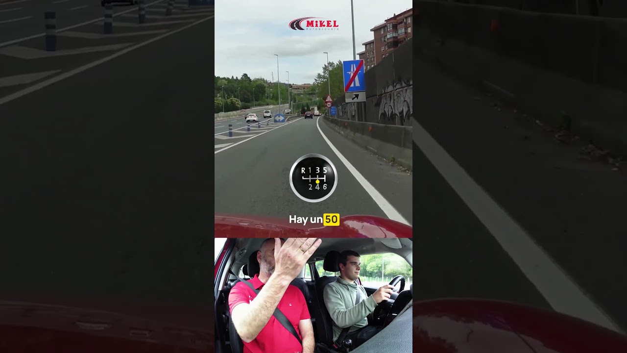 para abandonar una autopista debe incorporarse al carril de deceleración